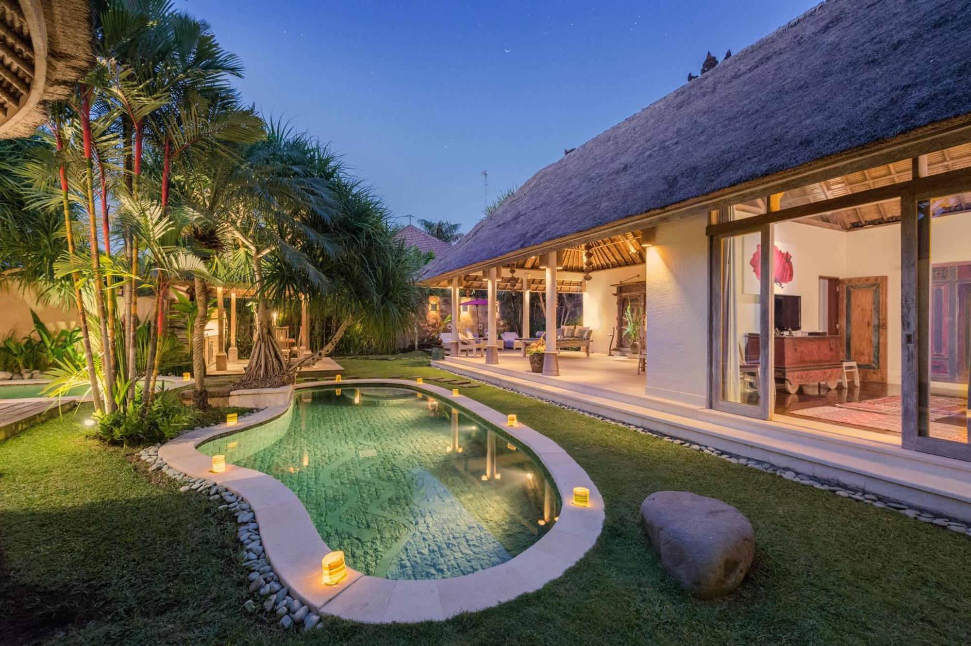 Villa Tirta Naga Bali Seminyak  Bagian luar foto