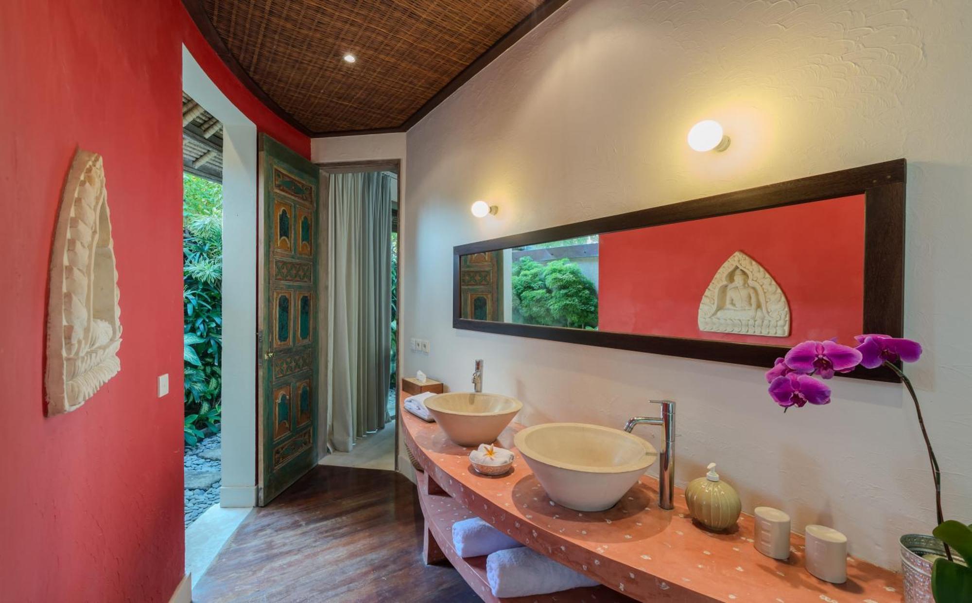 Villa Tirta Naga Bali Seminyak  Bagian luar foto