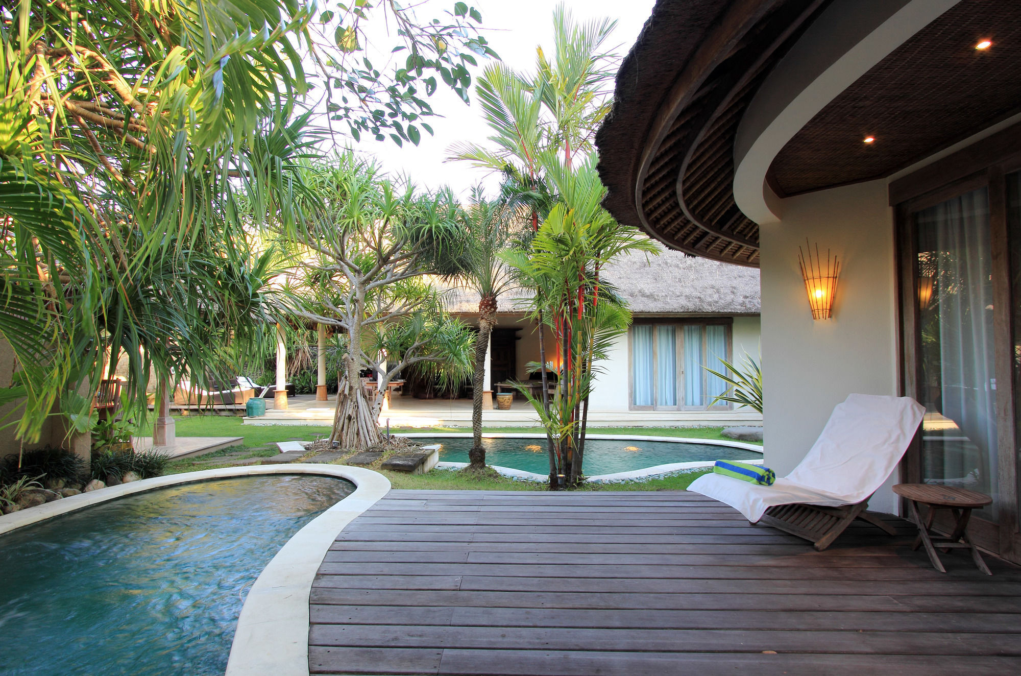 Villa Tirta Naga Bali Seminyak  Bagian luar foto