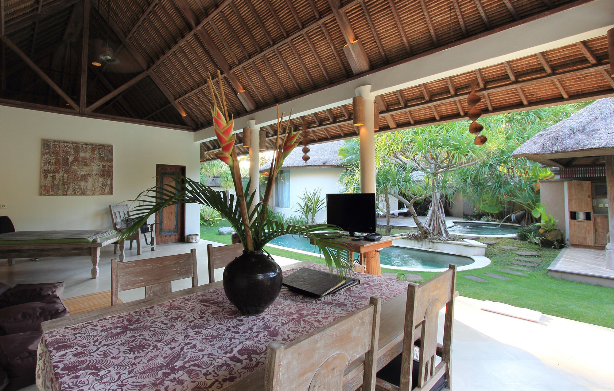 Villa Tirta Naga Bali Seminyak  Bagian luar foto