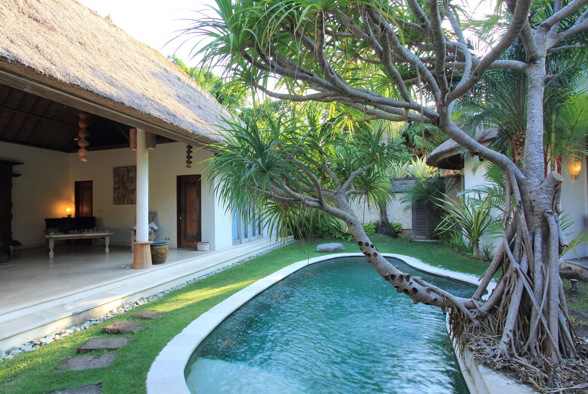 Villa Tirta Naga Bali Seminyak  Bagian luar foto